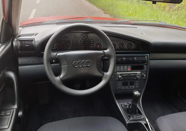 Audi A6 cena 12900 przebieg: 287000, rok produkcji 1995 z Dęblin małe 529